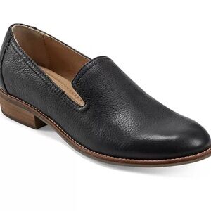 Earth Edna Flat Slip on Leather Loafers Sz 5 M